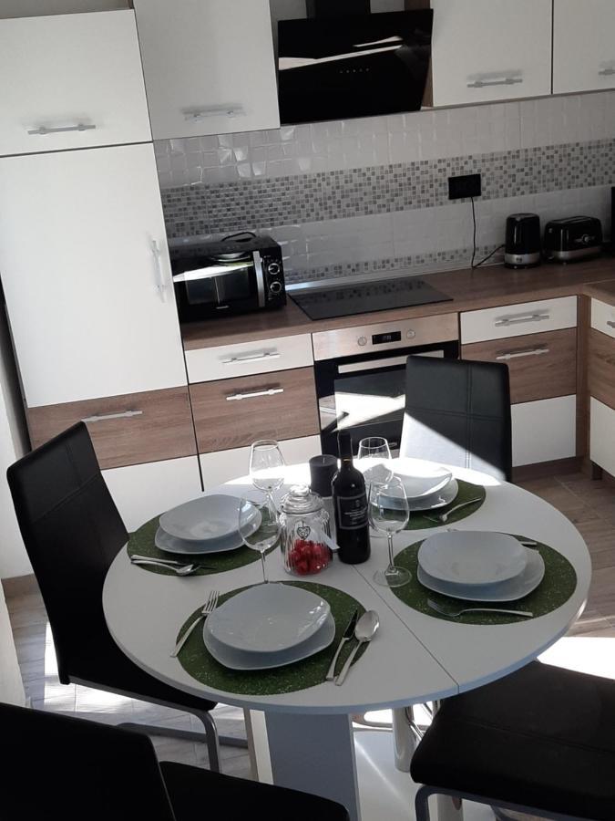 Ferienhaus Karlo Pridraga Bagian luar foto
