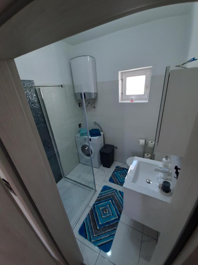 Ferienhaus Karlo Pridraga Bagian luar foto