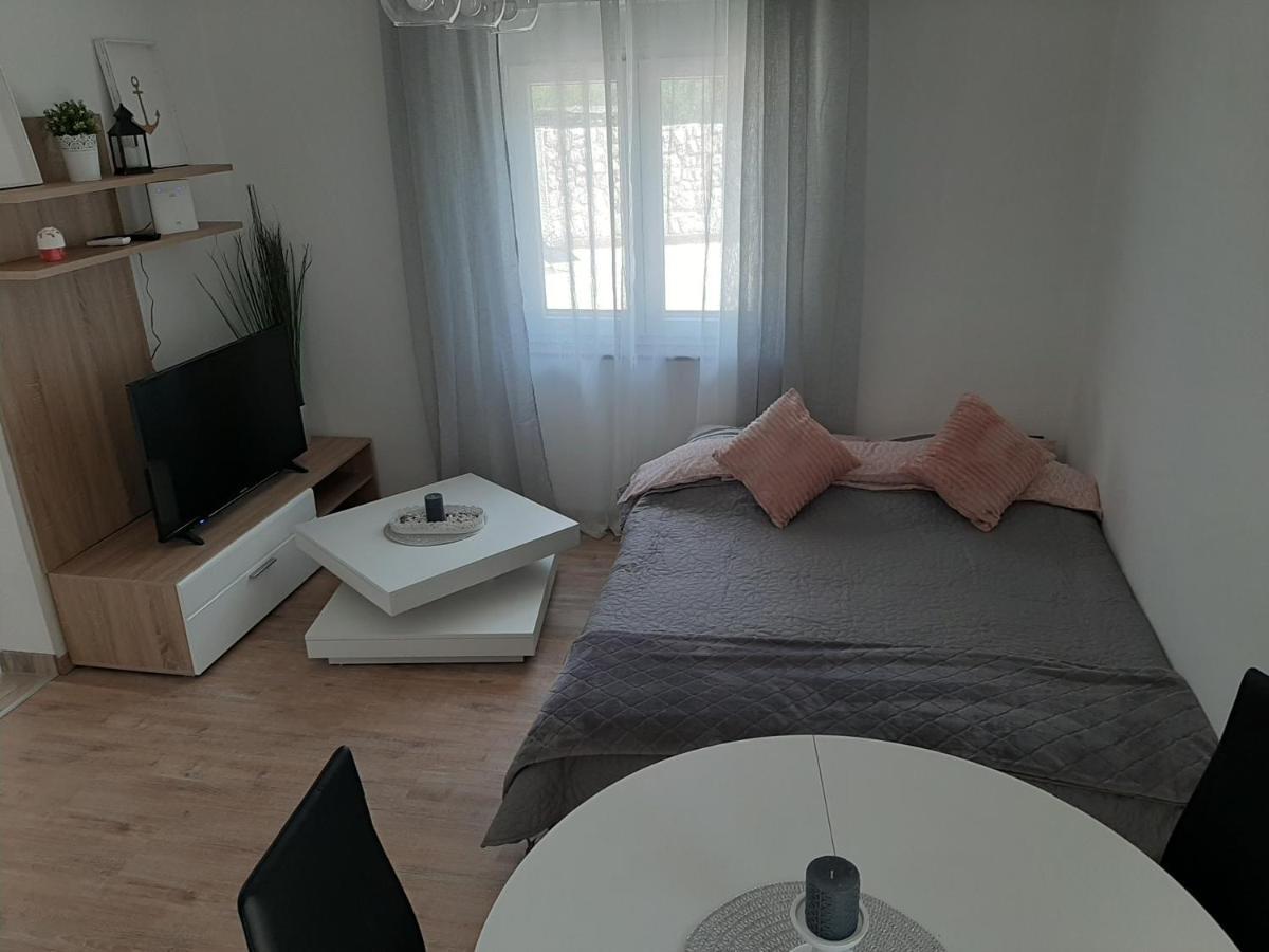 Ferienhaus Karlo Pridraga Bagian luar foto